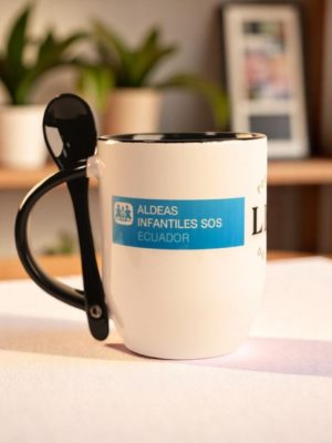 Taza diseñada s.o.s (2)